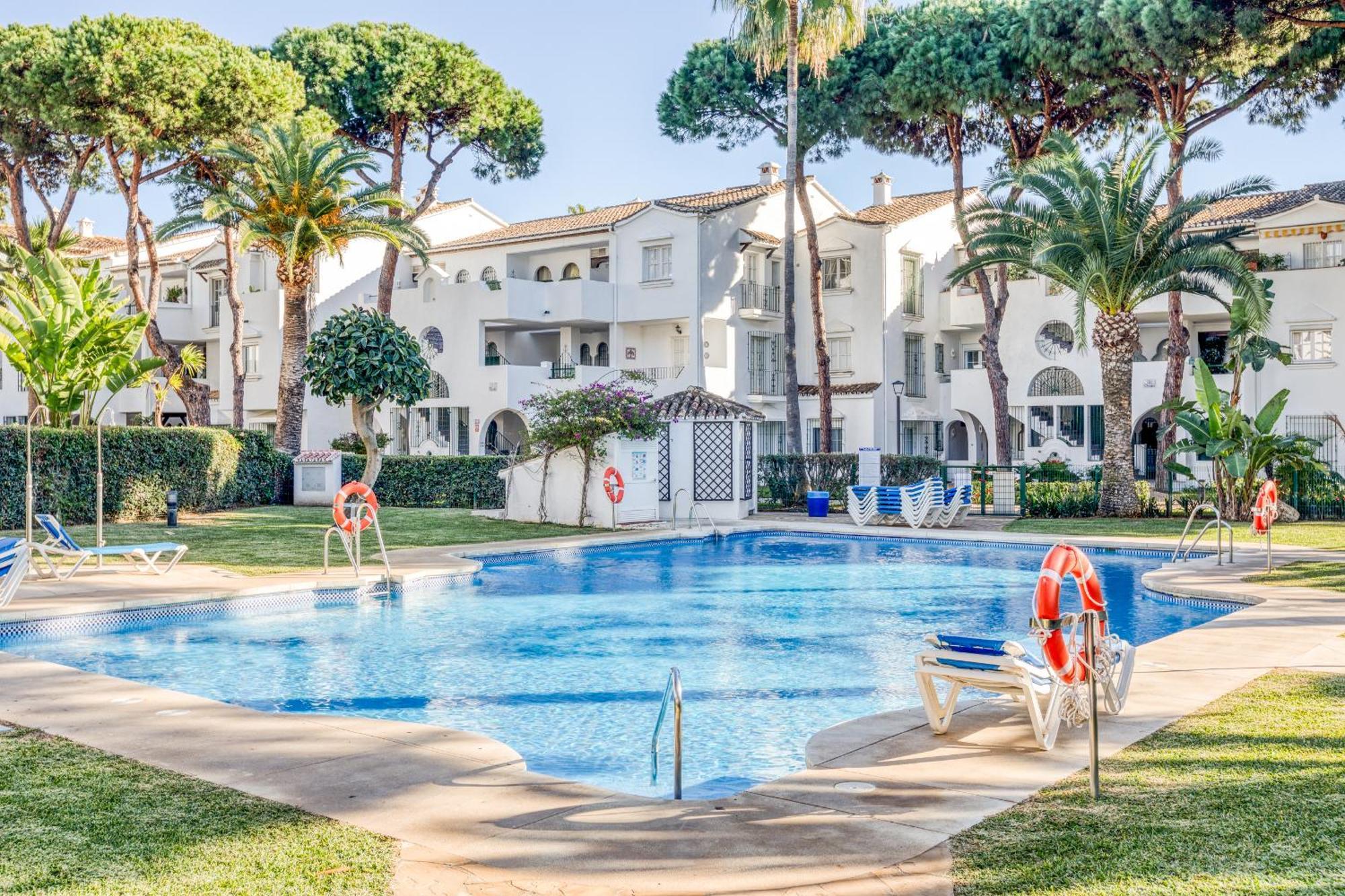 Life El Presidente Penthouse Pool View Apartment Estepona Exterior foto