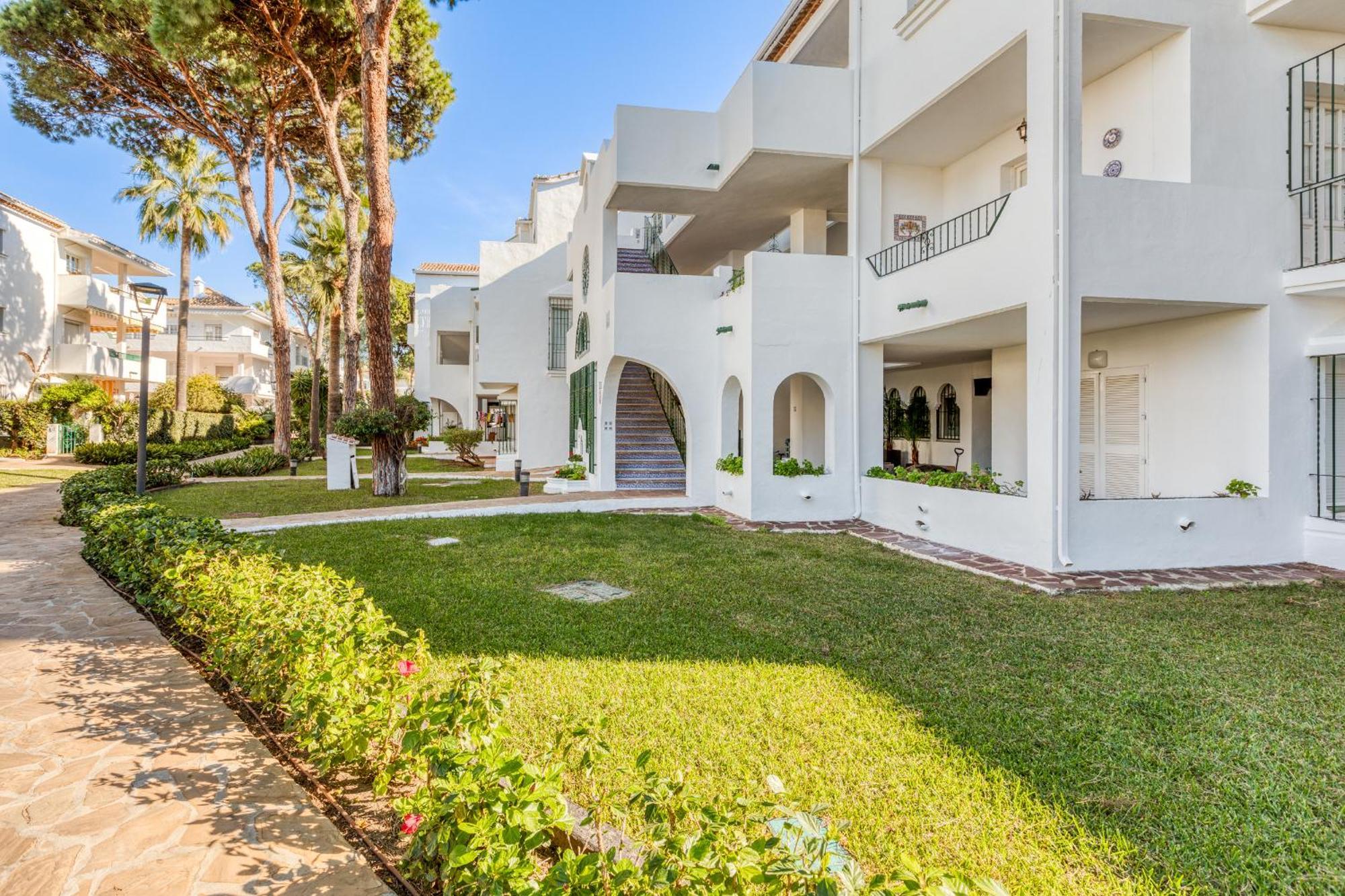 Life El Presidente Penthouse Pool View Apartment Estepona Exterior foto